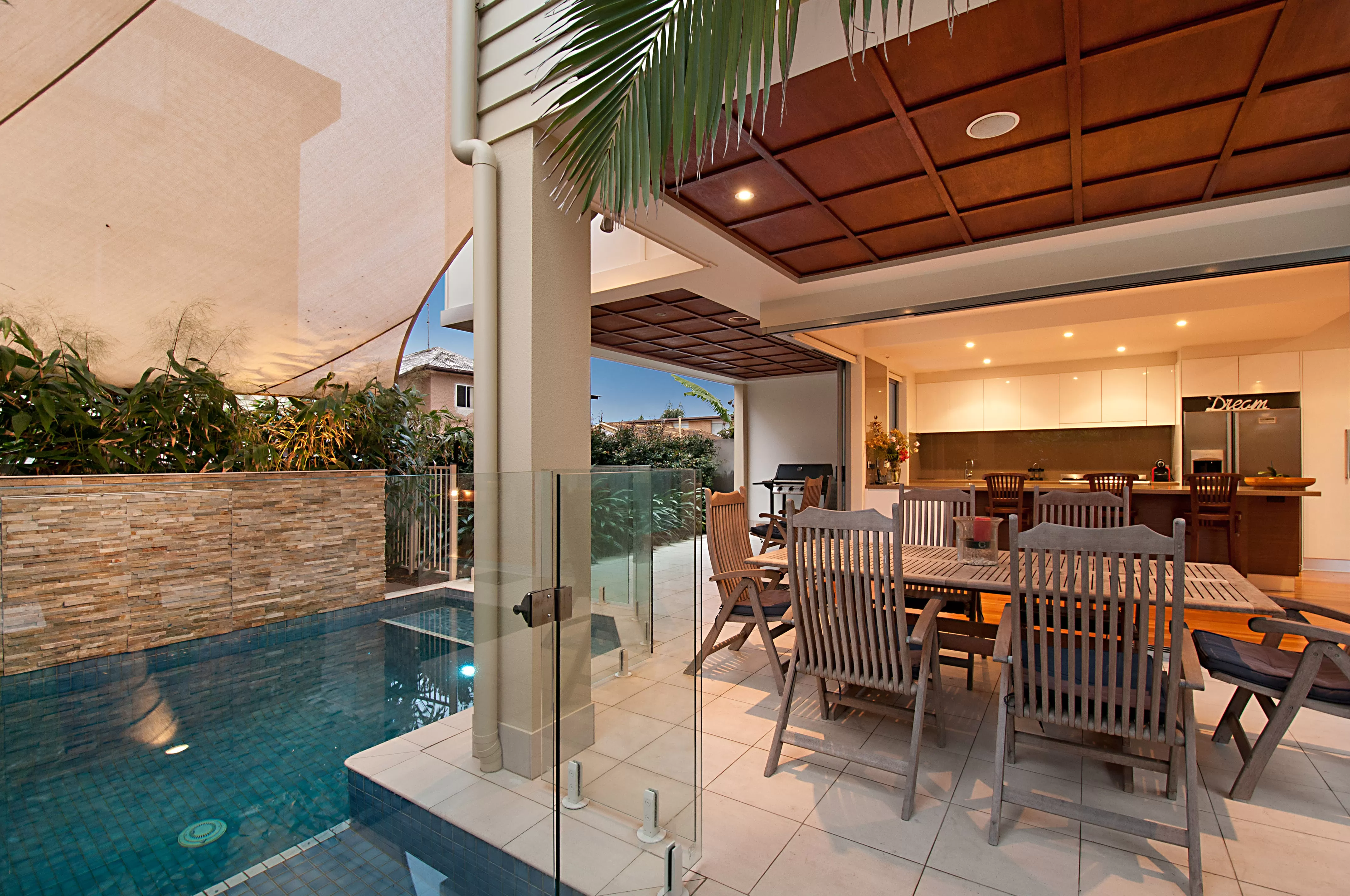GROUND POOL AND KITCHEN